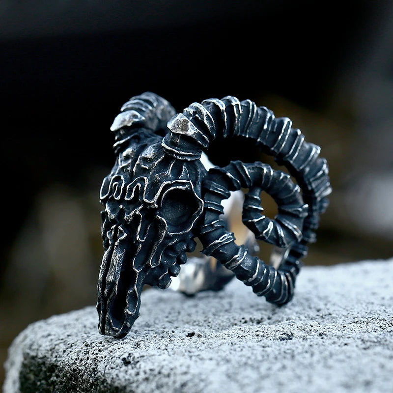 Cursed Ram’s Skull Ring – A Relic of Forgotten Power