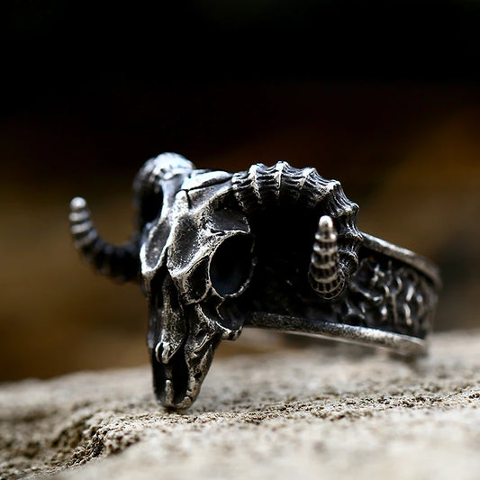 Cursed Ram’s Skull Ring – A Relic of Forgotten Power